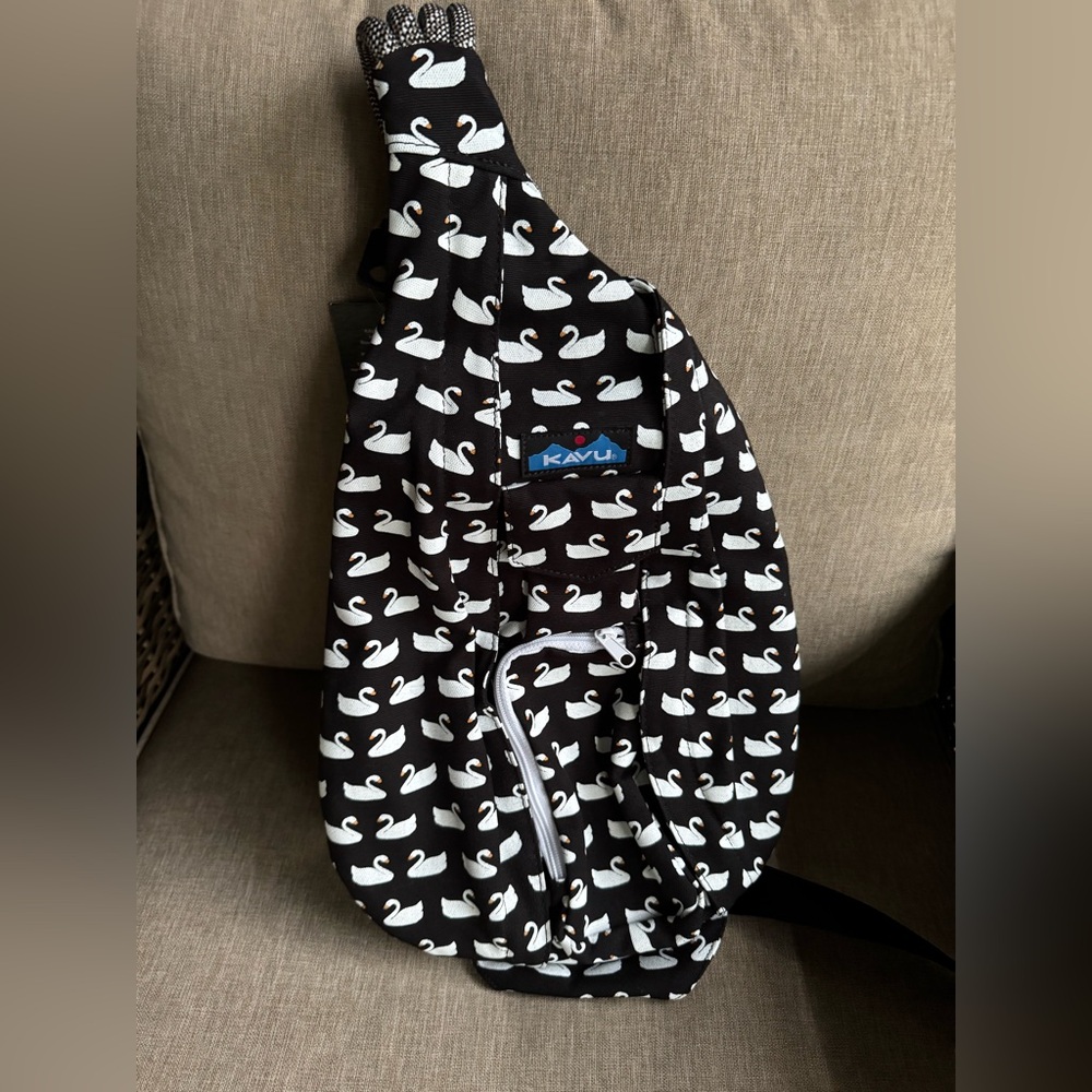 NWT Kavu swan rope bag